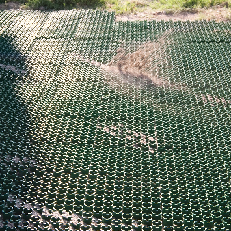 Dakota Green Plus Grid installation